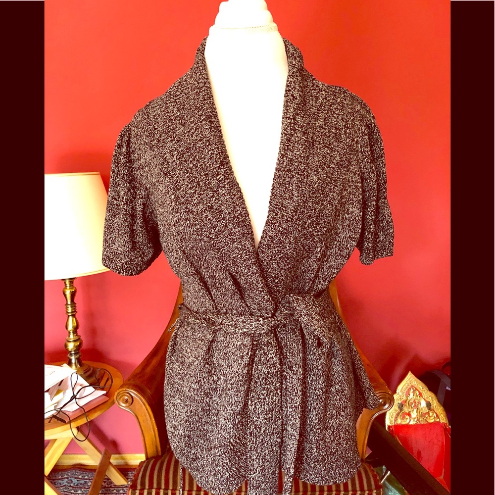 Black and White Short Sleeve Kimono Sweater